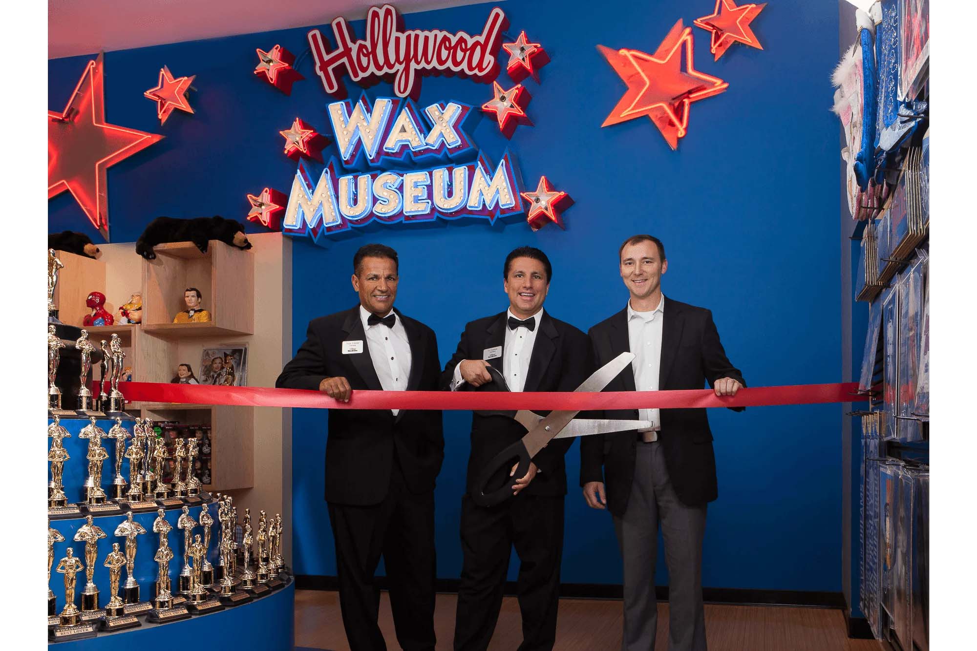 Knoxville corporate event photographer captures a Hollywood Wax Museum ribbon-cutting ceremony.